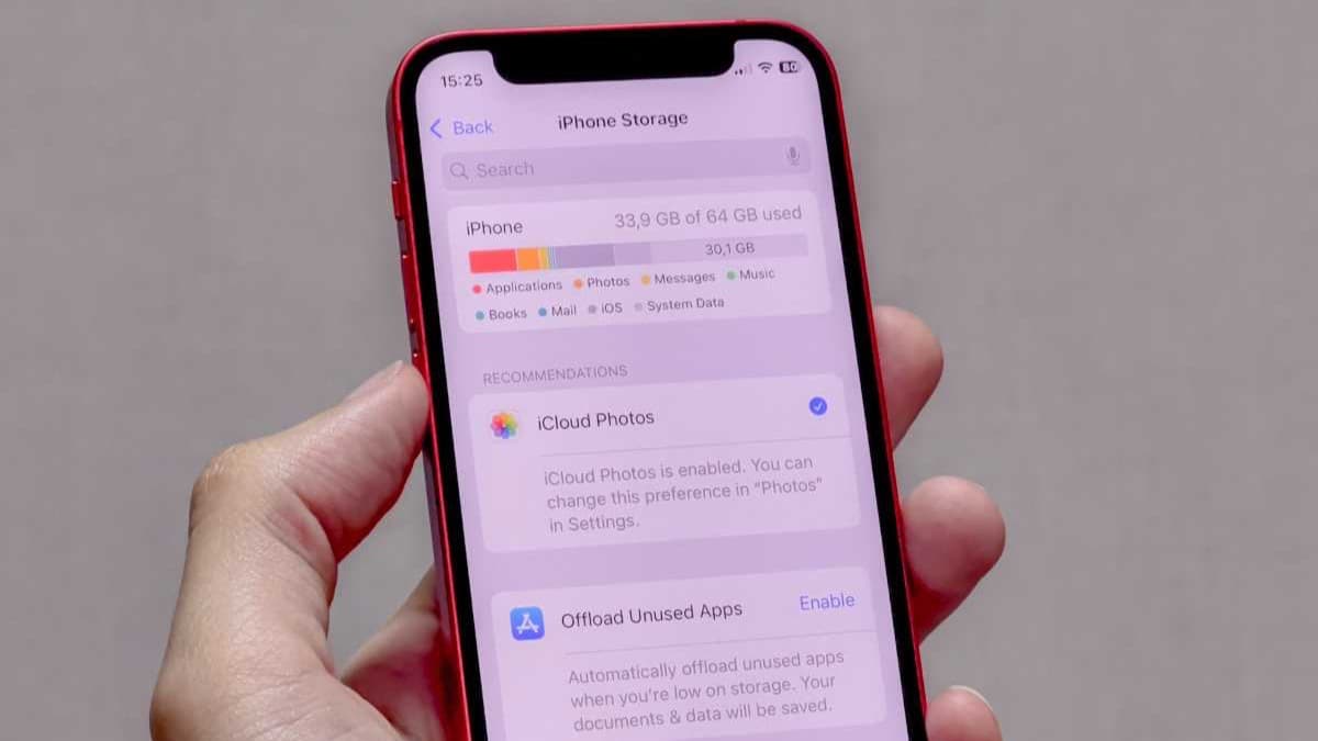 Как почистить память Айфона и почему она забивается?