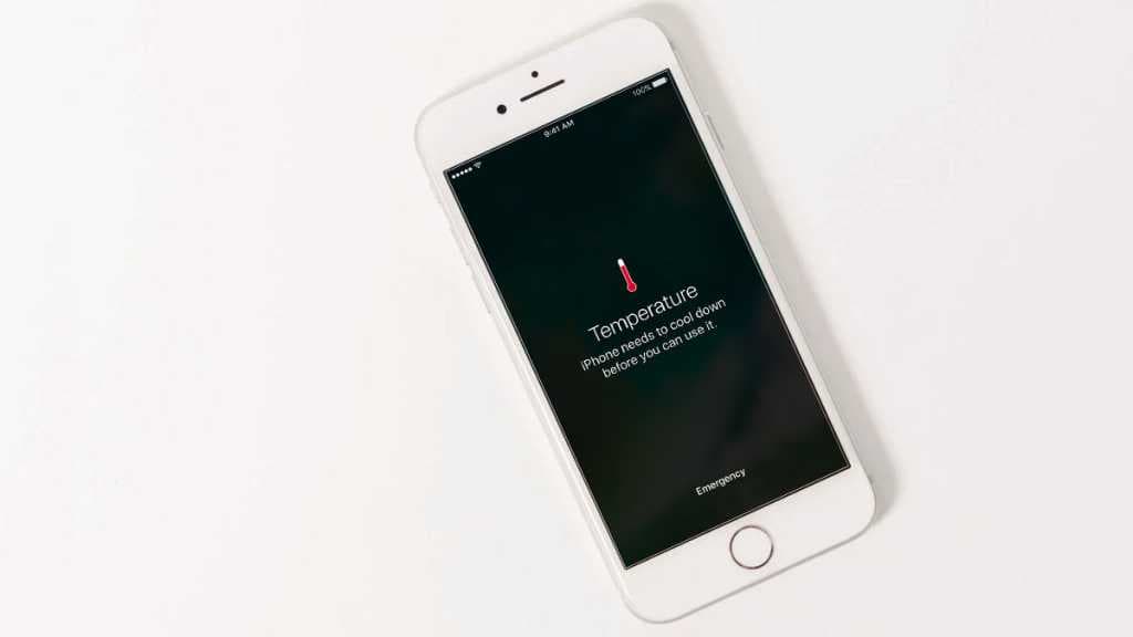 Нагревается Айфон: что делать и когда это уже ненормально